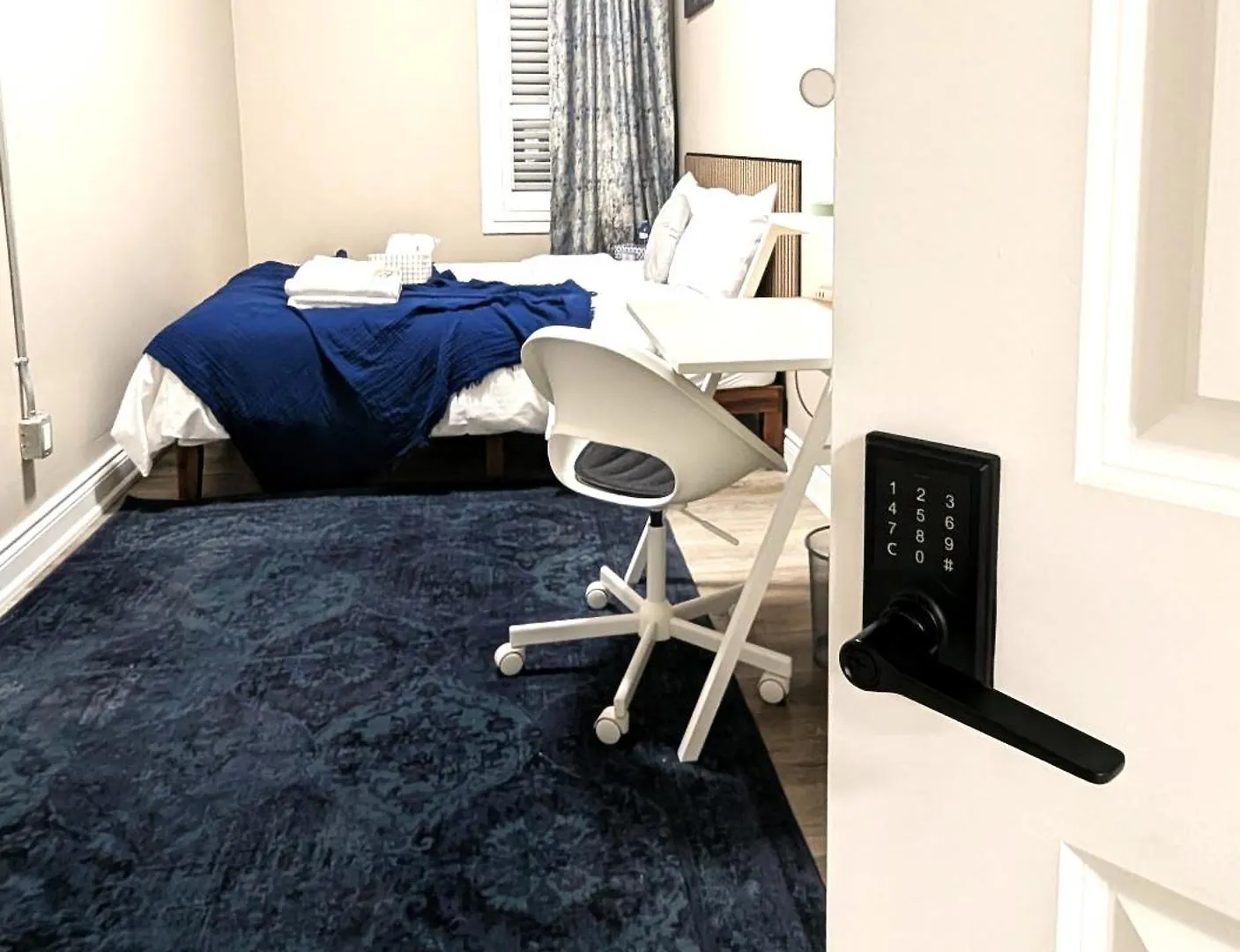 The Downtown Gem Toronto Apartment
