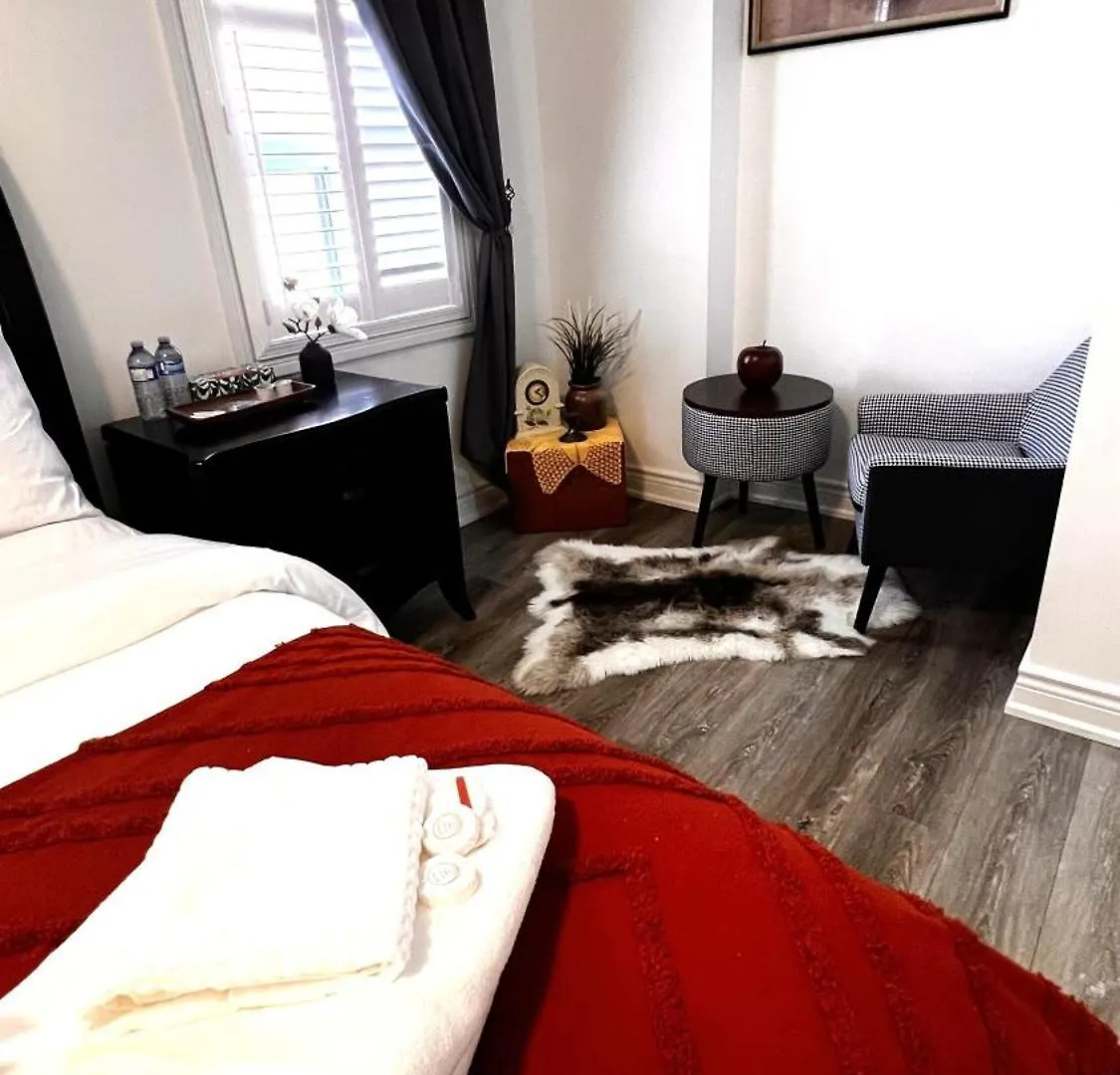 Homestay The Downtown Gem Toronto Apartment